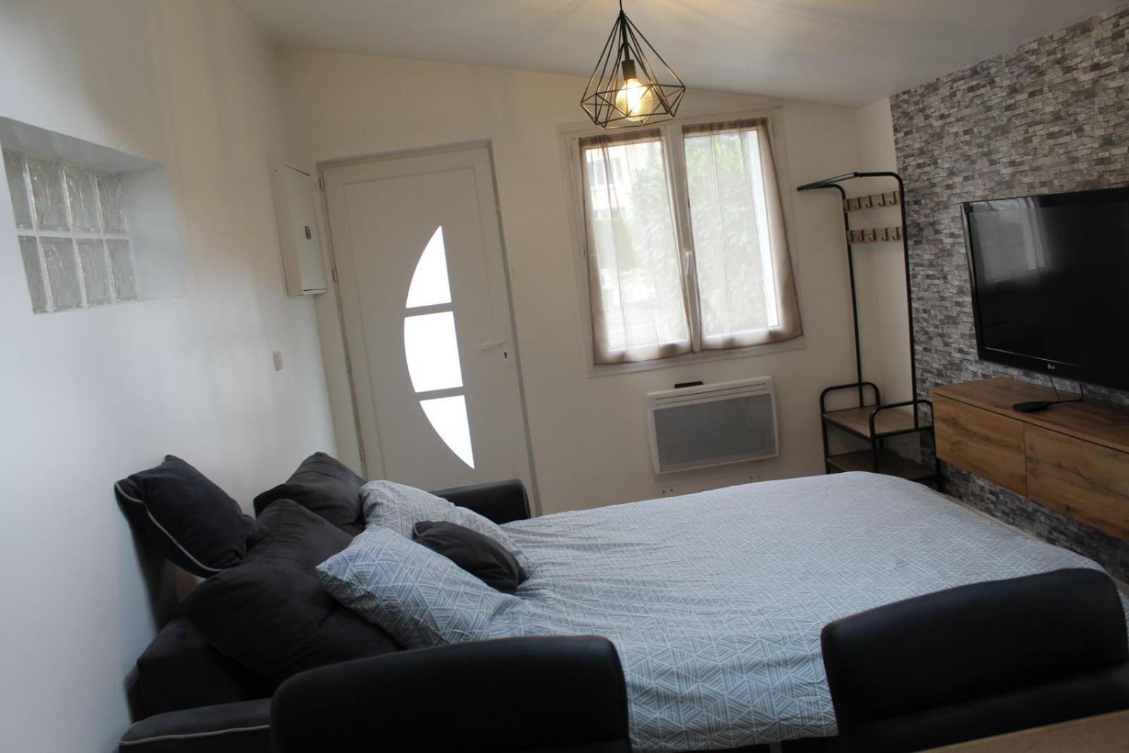 Holiday home Agreable Maison Individuelle *